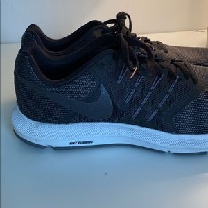 Brand New Women’s Nike Shoes